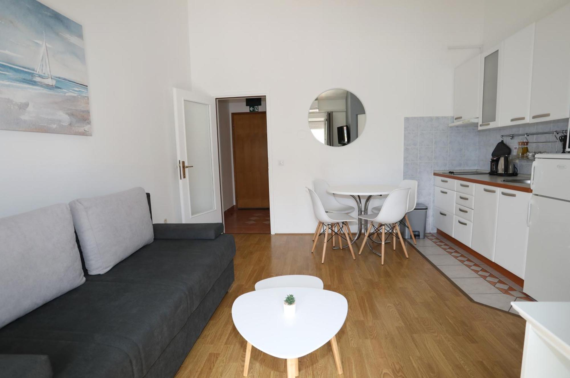 מדולין Apartment Loly מראה חיצוני תמונה